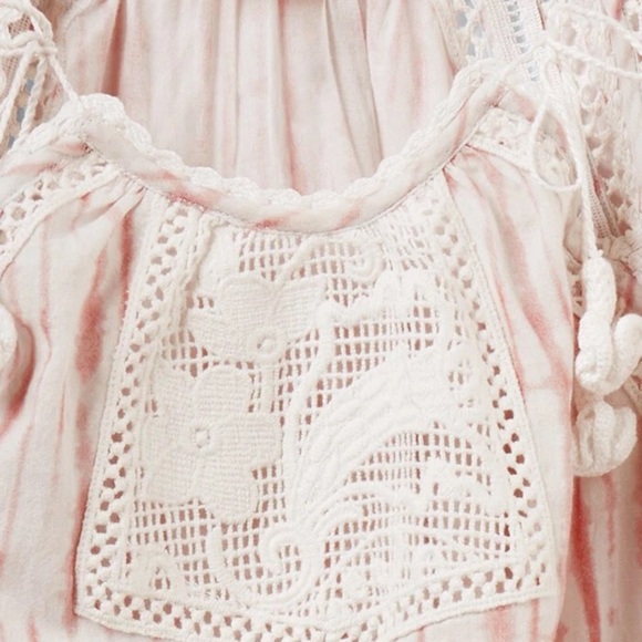 Good Hart  Pink and White Puff Sleeve Blouse - Picture 4 of 8